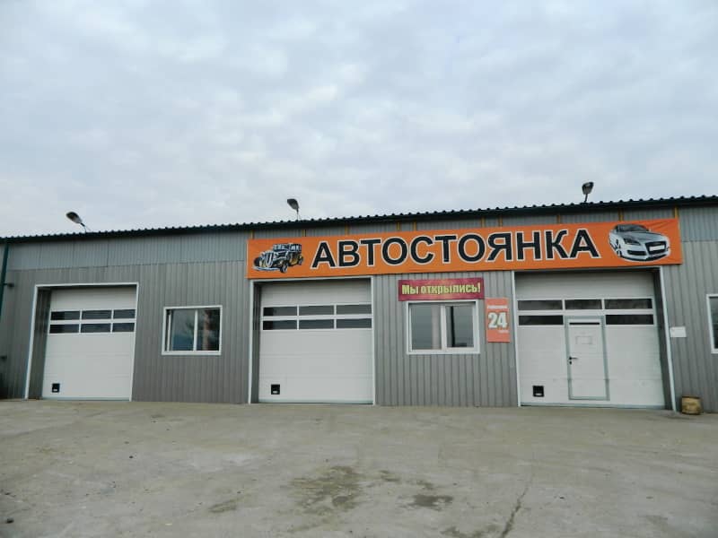 Промышленные ворота DoorHan в Астрахани с установкой